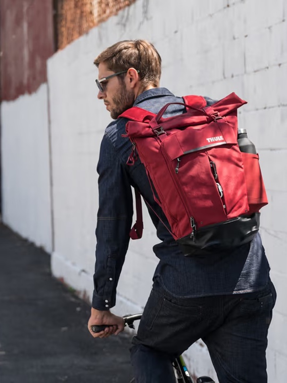 THULE Paramount 24L Backpack Red Feather